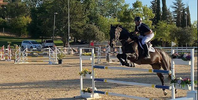 Concurso de salto: Pablo Hernández y Laura Griñán en el RACE